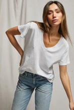 Load image into Gallery viewer, PerfectWhiteTee hendrix
cotton boxy v neck tee