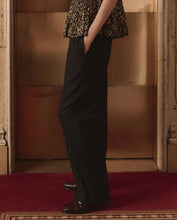 Load image into Gallery viewer, The Great THE TRACKSUIT PINTUCK PANT.