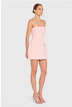 Load image into Gallery viewer, Amanda Uprichard STRAPLESS BETHANY ROMPER IN CHARLOTTE TWEED in Mochi