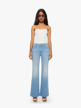 Load image into Gallery viewer, MOTHER Denim PETITES The Lil Doozy