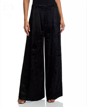Load image into Gallery viewer, FARM Rio - Leopard Jacquard Pants in Black