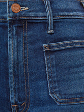 Load image into Gallery viewer, MOTHER Denim PETITES The Lil Hustler Roller Patch Pocket Sneak