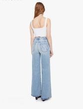 Load image into Gallery viewer, MOTHER Denim The Hustler Roller Sneak