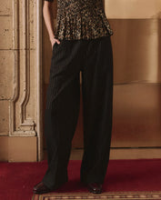 Load image into Gallery viewer, The Great THE TRACKSUIT PINTUCK PANT.