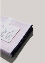 Load image into Gallery viewer, Atelier Saucier Blush Linen Navy Napkin Set