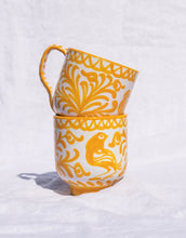 Load image into Gallery viewer, Pomelo Casa Mug Yellow